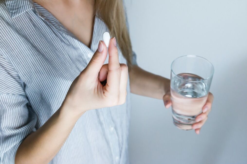O capsulă GenBrain activează activitatea creierului pe zi